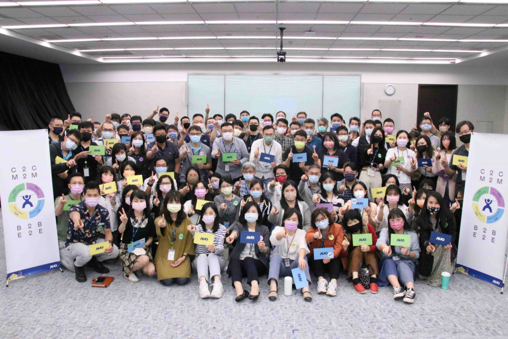 友達提供全球及集團輪調機會，支持同仁持續進修學習，致力為專業人才打造友善多元的職場環境