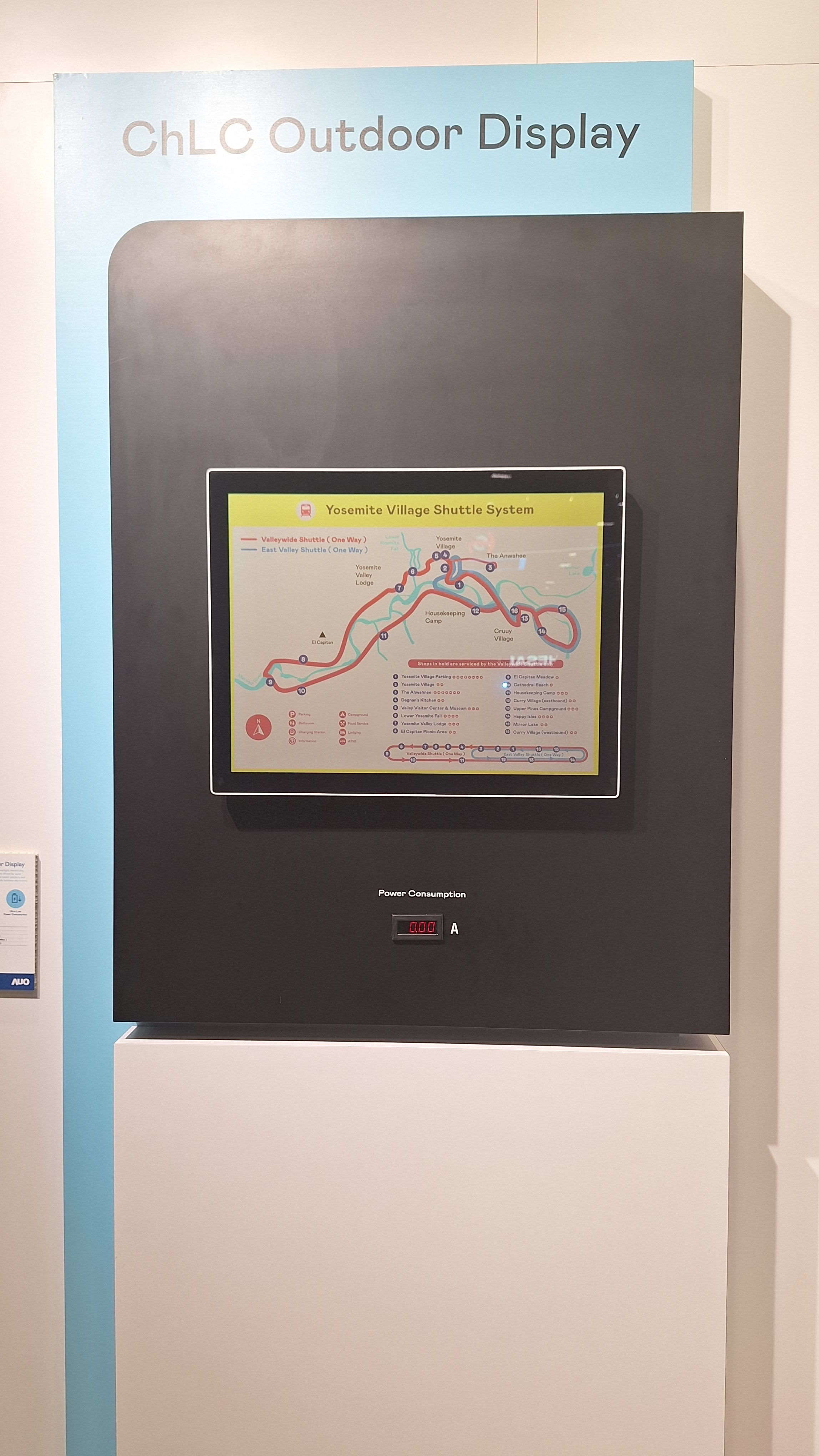 8868体育的「胆固醇液晶超低耗能户外全彩显示器」不只环保省电，且符合户外严苛使用环境，拥有在摄氏-30度至85度下的宽温使用优势，并且强光愈强愈能呈现绝佳的色彩饱和度及显示效果，易于安装的特性将成为户外电子看板的新首选。